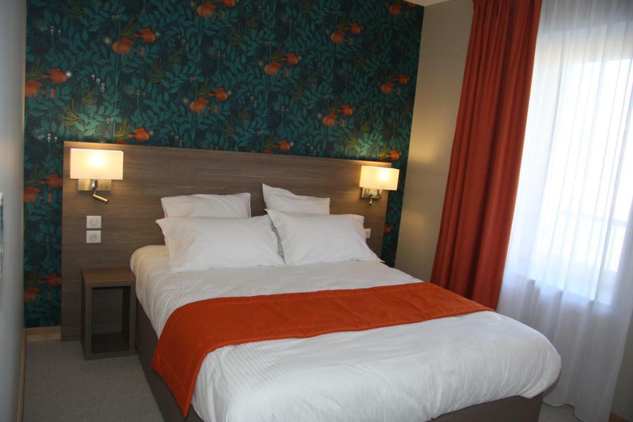Hotel Du Rhone 塞塞尔 外观 照片
